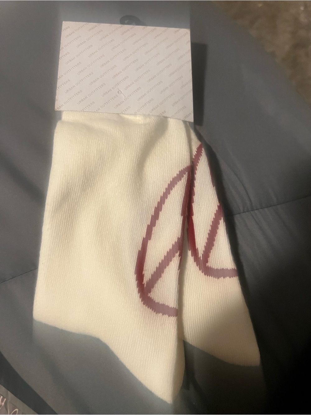 PEACE SL URBAN OUTFITTERS WOMENS 10-13 CREW SOCKS WHITE/BURGUNDY NIP